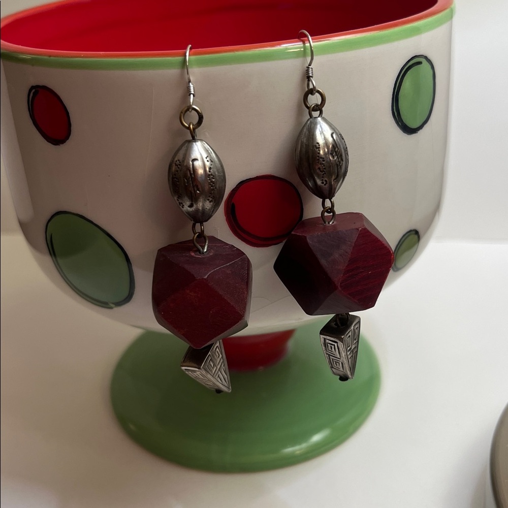Vintage Silver and Deep Red Wood Earrings - Picture 4 of 10